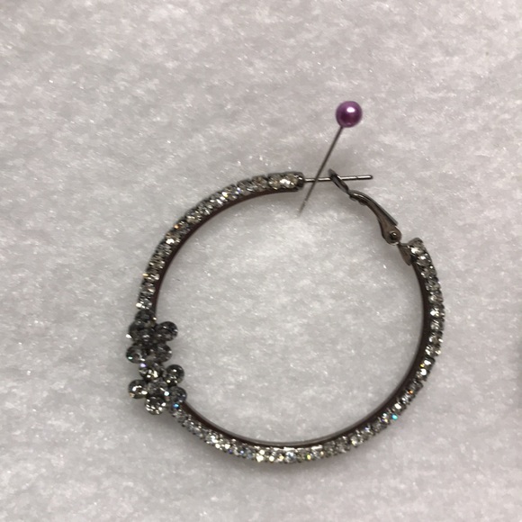 New 2 inch Rhinestone hoop earrings sparkle stones on gun metal color hoop - Picture 6 of 8